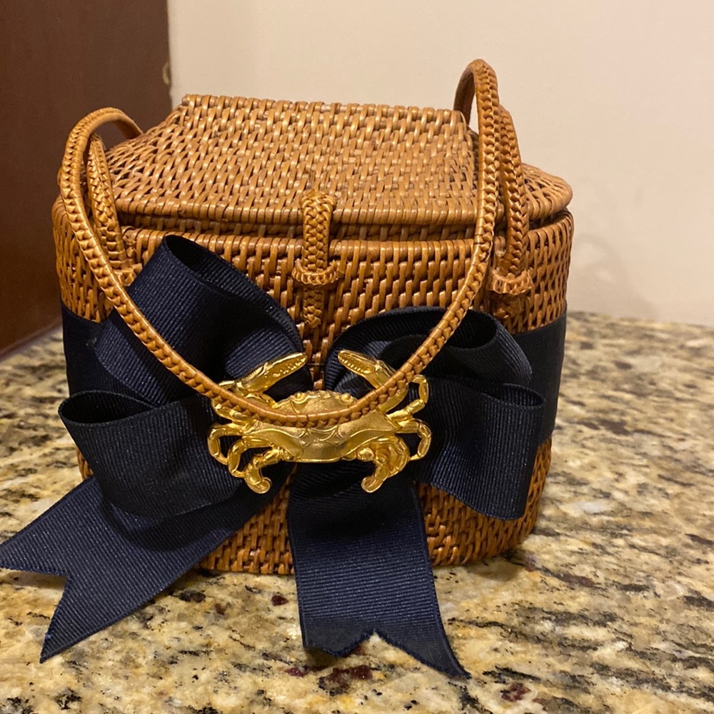 Bosom Buddy Crab Bag